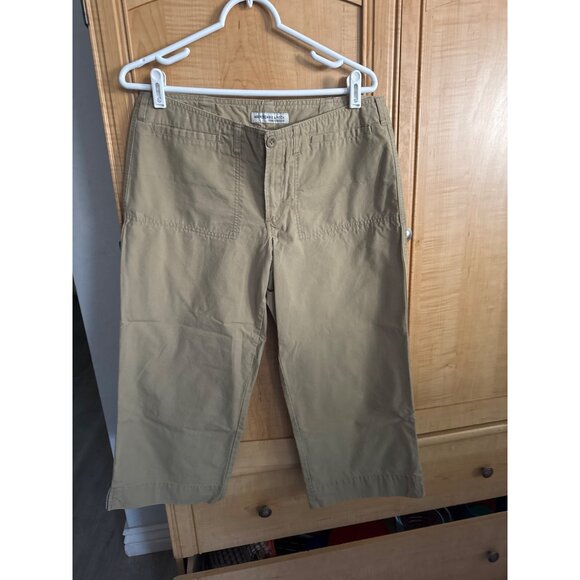 Abercrombie & Fitch Womens Khaki Cotton Cropped Pants Size 10 / 21” Inseam - Picture 2 of 6